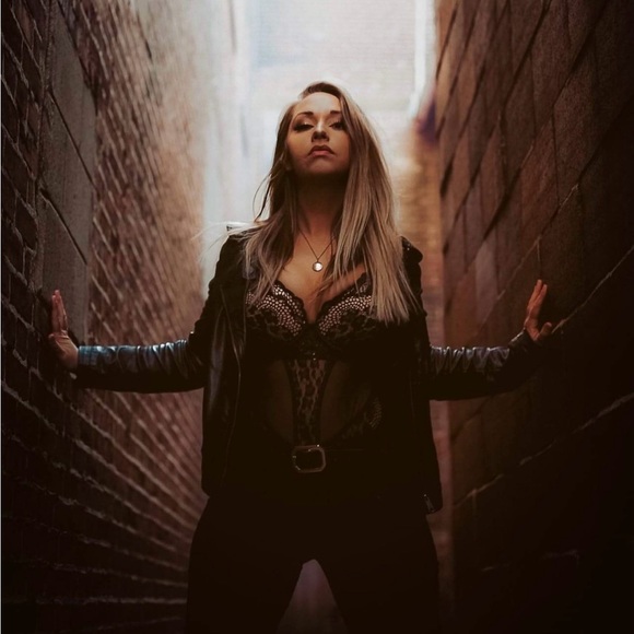 Let’s change the world together 🤗 - Picture 12 of 16